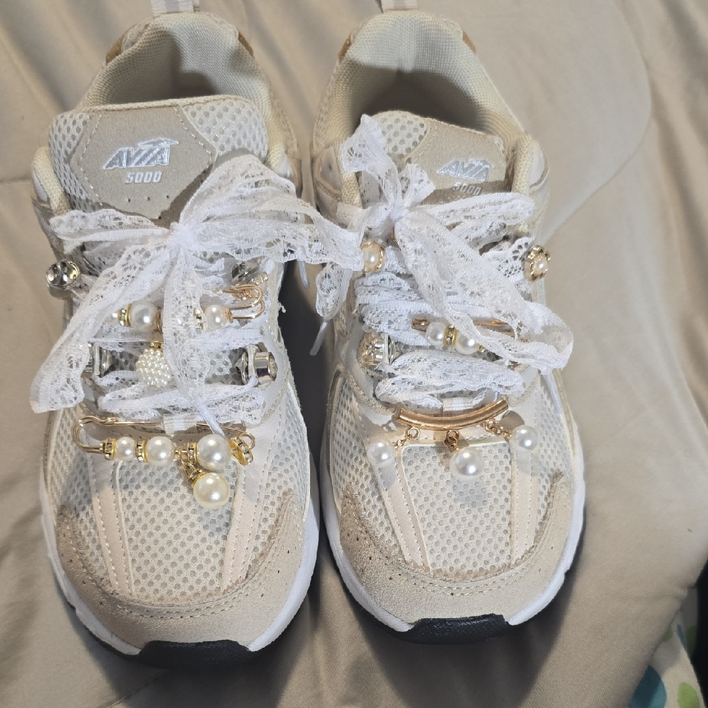 Avia 5000 Lace-Up Sneakers in Cream with Pearl & Gold Accents